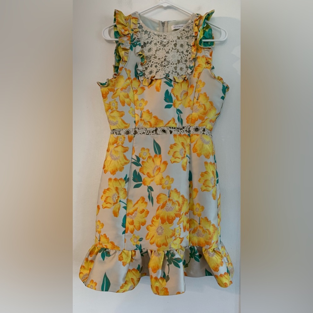 Endless Rose Yellow & White Dress Size Small Great Condition!